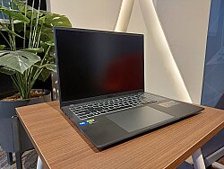 Asus Intel Core 7 240H 16GB DDR5 Ram 512GB SSD RTX5070 8GB 16