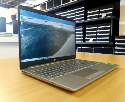 Hp 15-dw0004nt i7 8565U 8Gb Ddr4 256GB M2 SSD Nvidia MX250 HDMI FreeDOS 15.6