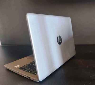 HP 240 G8 i7 1065G7 16Gb Ddr4 512GB M2 NVME O/B HDMI FreeDOS 14