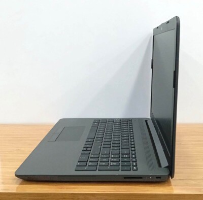 Hp 250 G8 İ5 1135G7 16Gb Ddr4 256GB M2 NVME SSD O/B HDMI. Win10 15.6