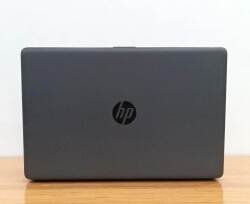 Hp 250 G8 İ5 1135G7 16Gb Ddr4 256GB M2 NVME SSD O/B HDMI. Win10 15.6