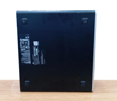HP 800 G4 İ5 8500 16Ram 256 M2 SSD 23.8