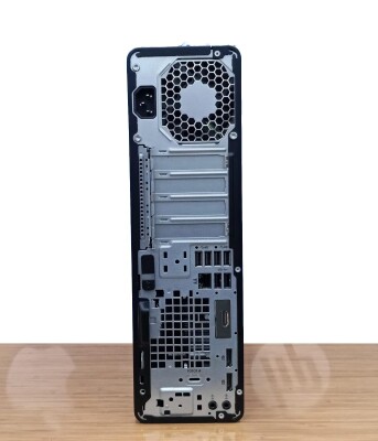HP 800 G4 İ5 8500 16Ram 256 M2 SSD 23.8