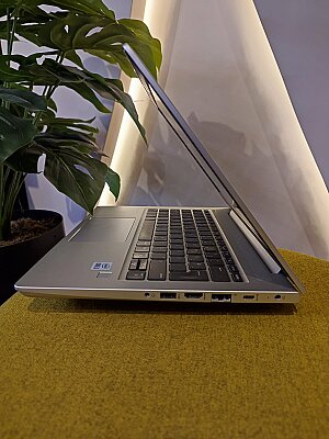 Hp ProBook 430 G7 i5 10210U 8Gb Ddr4 256GB NVME SSD O/B HDMI MDP Win10 13.3