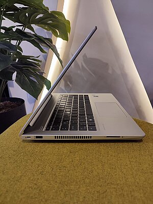 Hp ProBook 430 G7 i5 10210U 8Gb Ddr4 256GB NVME SSD O/B HDMI MDP Win10 13.3