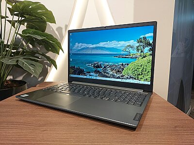 Lenovo ThinkBook 15-IML İ5 10210u 16Gb Ddr4 512GB M2 NVME Radeon 620 2GB HDMI TYPE-C Win10 15.6
