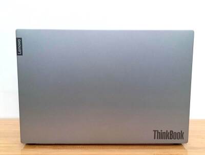 Lenovo ThinkBook 15-IML İ5 10210u 16Gb Ddr4 512GB M2 NVME Radeon 620 2GB HDMI TYPE-C Win10 15.6