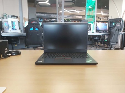 Lenovo ThinkPad E14 İ5 10210U 16Gb Ddr4 256GB SSD O/B HDMI Win10 14