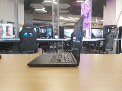 Lenovo ThinkPad E14 İ5 10210U 16Gb Ddr4 256GB SSD O/B HDMI Win10 14