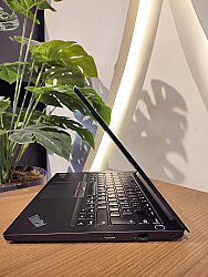 Lenovo ThinkPad E14 i7 10510U 16Gb Ddr4 512GB SSD AMD RX640 2GB FreeDOS 14