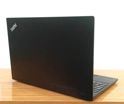 Lenovo ThinkPad E580 i5 8250u 16Gb Ddr4 256GB M2 NVME O/B HDMI WİN10PRO 15.6