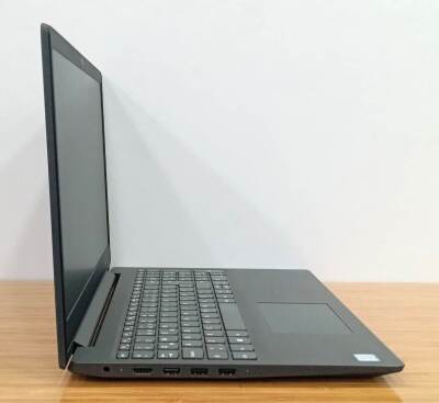 Lenovo V15-IWL İ5 8265U 16Gb Ddr4 512GB SSD MX110 2GB HDMI Win10 15.6