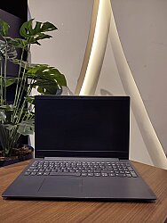 Lenovo V15-IWL İ5 8265U 8Gb Ddr4 256GB SSD MX110 2GB HDMI FreeDOS 15.6
